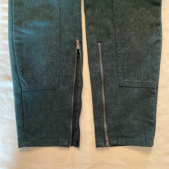 Anthropologie Pilcro and The Letterpress Green Jacquard Ankle Zip‎ Pants… - Picture 7 of 13
